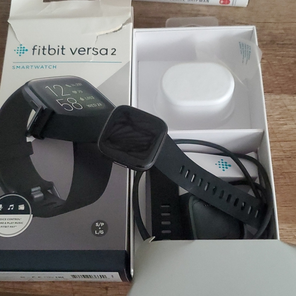 Fitbit Versa 2 - Picture 3 of 3